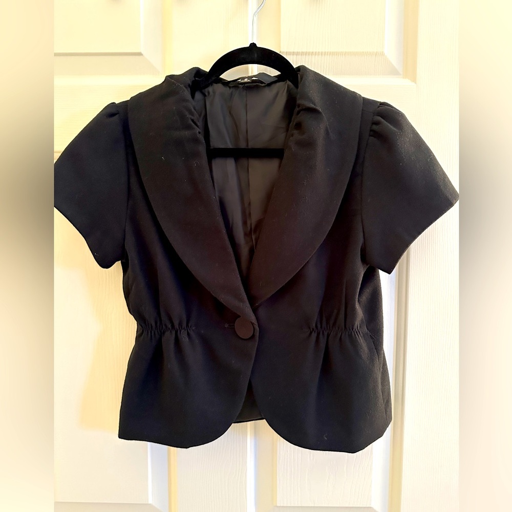 Mossimo short sleeve cropped blazer